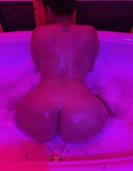 MulanVuitton star adult images