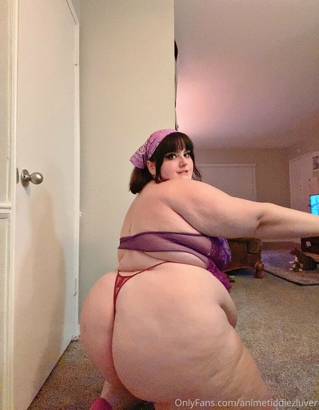 animetiddiezluver thumbnail