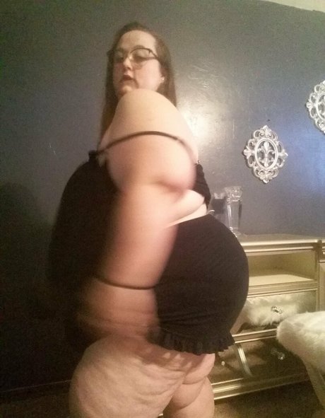 leahloolabelle pornstar perfect images