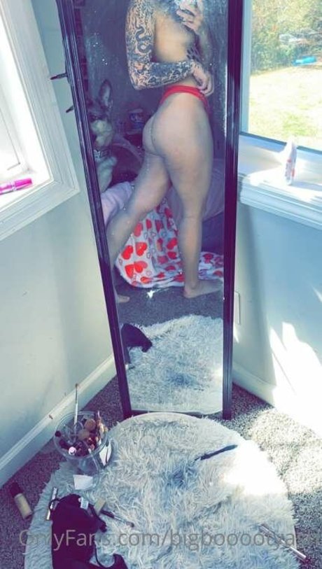 Ashley Sikes porn model pic