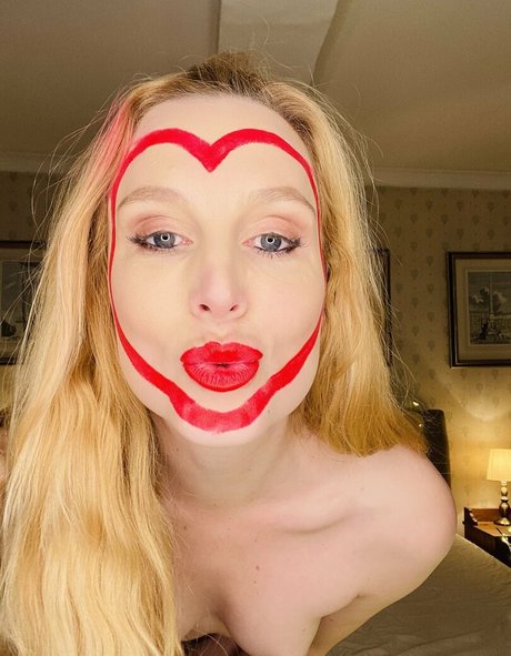 arielanderssen pretty pornstar photos