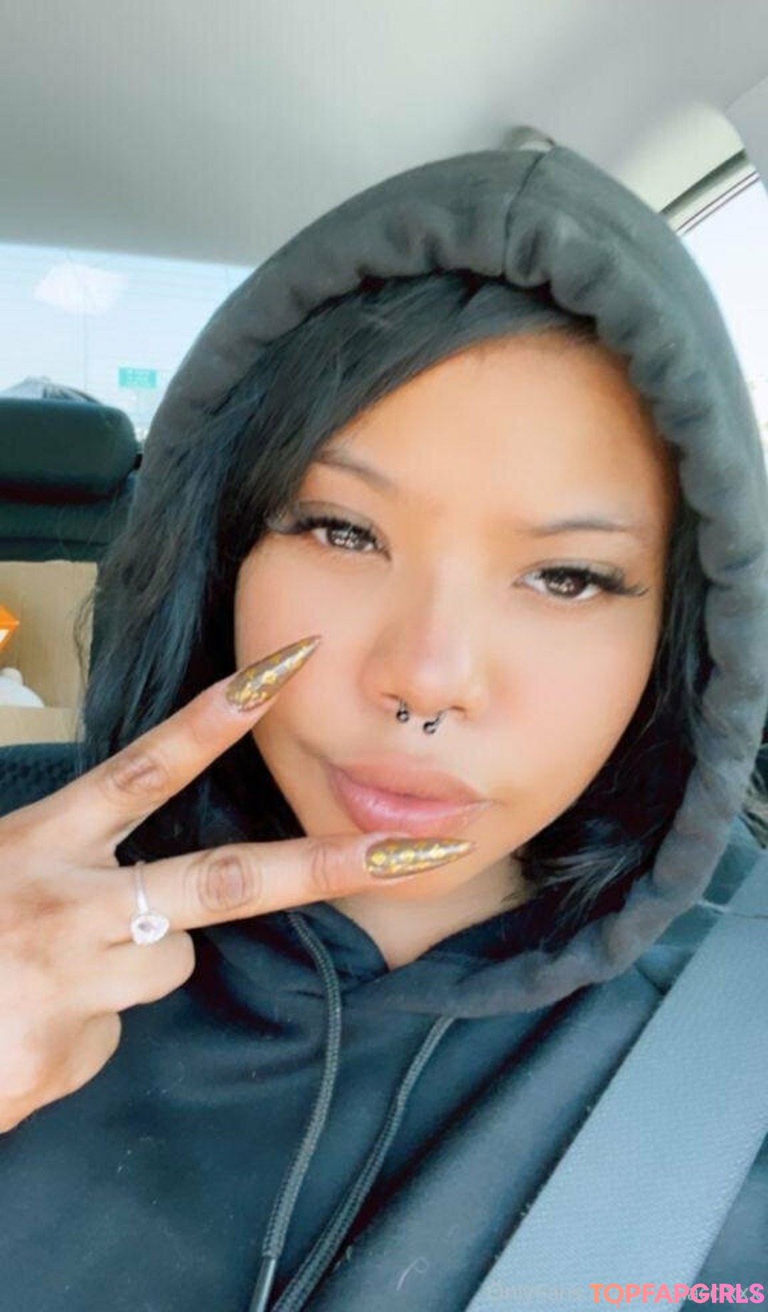 nianaccixxx thumbnail