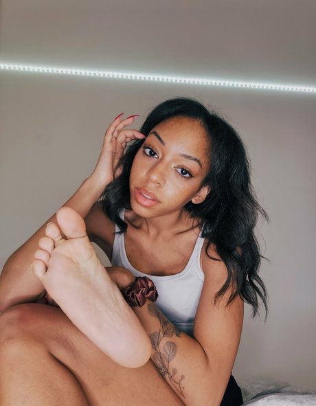 feetofmelanie pornstar naked img