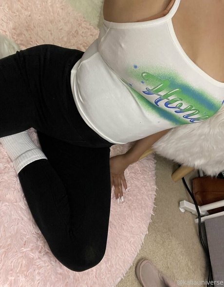 kaliauniverse erotic actress pictures