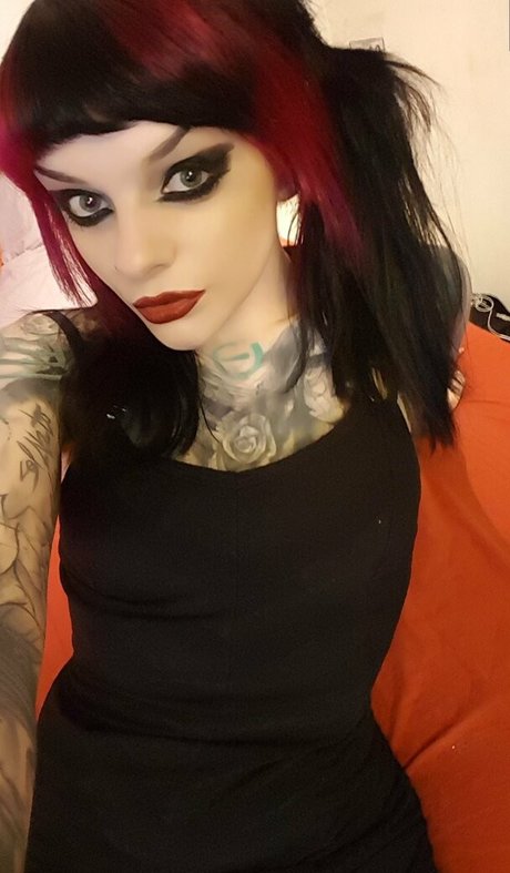 pixxigrrl erotic model pictures