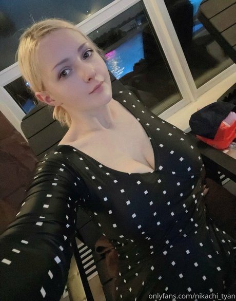 Nikachi Nika Kotova hot actress picture