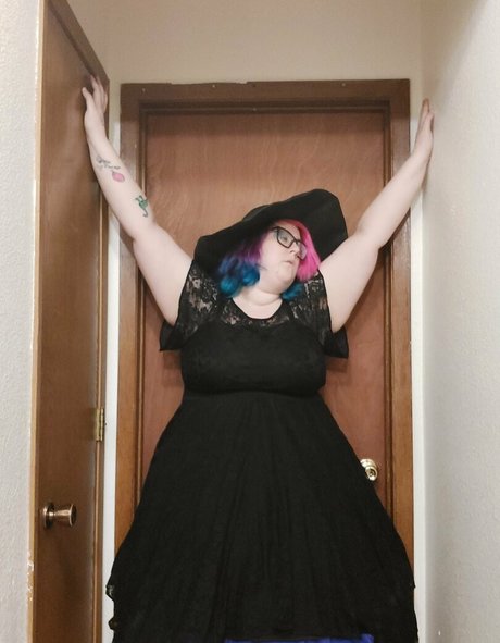 kinky907 model hot galleries