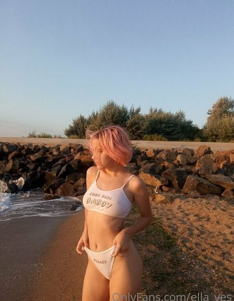 elly yes model free gallery