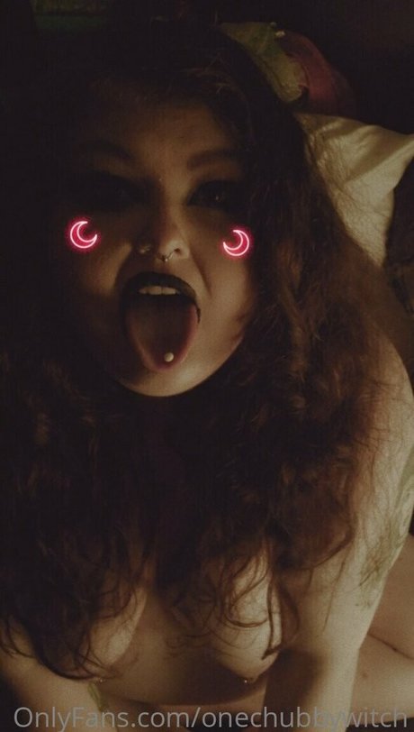 onechubbywitch high quality model pics