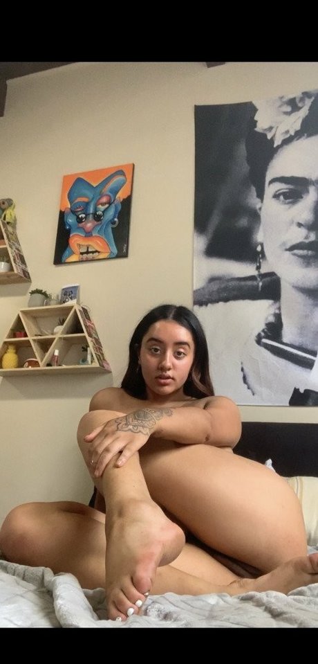 sofiamoonxxx erotic pornstar image