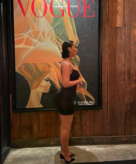 Omaima Benamre perfect model images