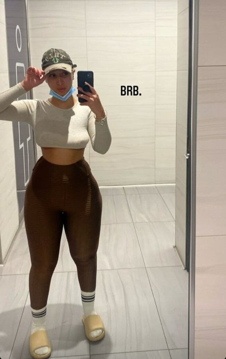 Omaima Benamre model beautiful galleries