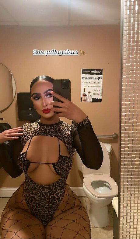 Omaima Benamre top model photo