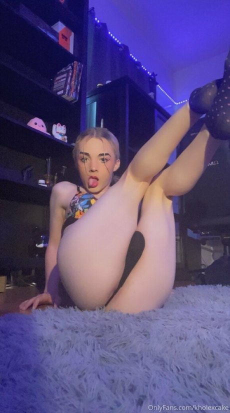 kholexcake xxx model img