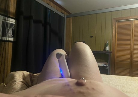 fatgrrrlfiona art model images