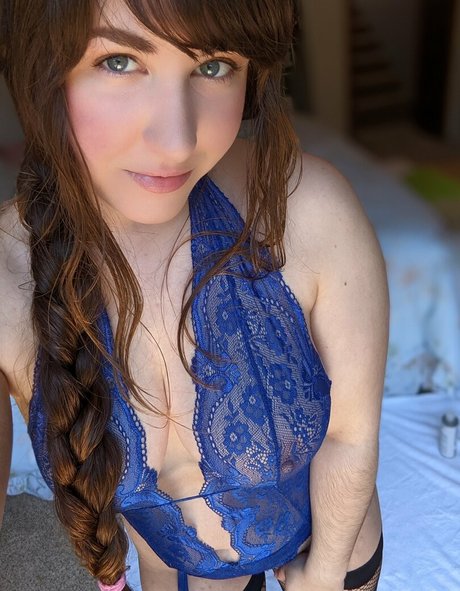 NSFWLeia adult actress image