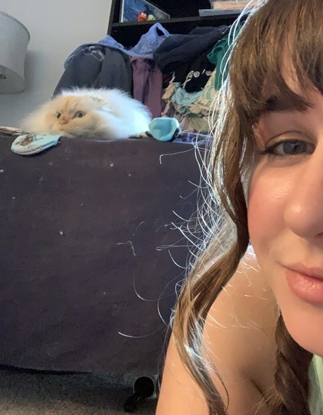 NSFWLeia porn model pics