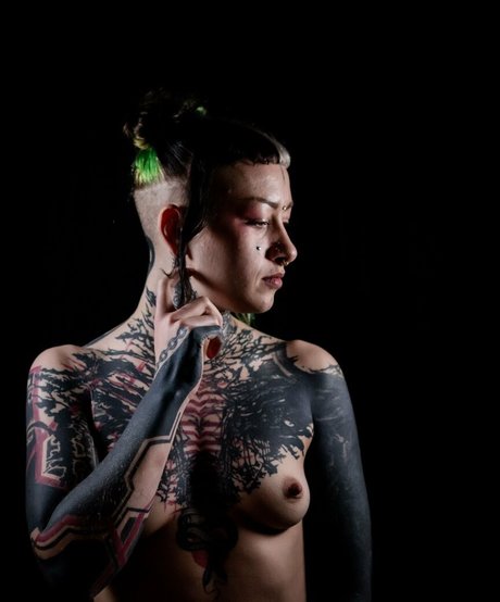 deadlexi porn model gallery