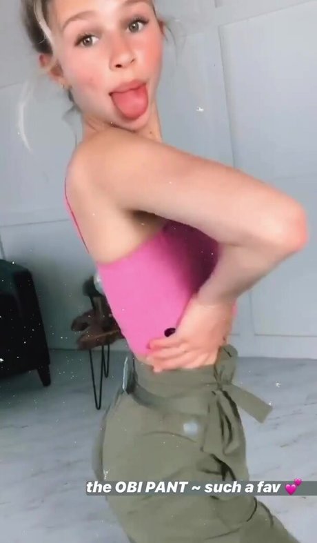 Ella Horan sex model image