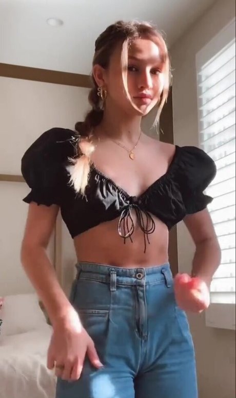 Ella Horan pornstar photos