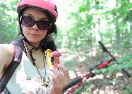 sexypsychedelic pornstar erotic photo