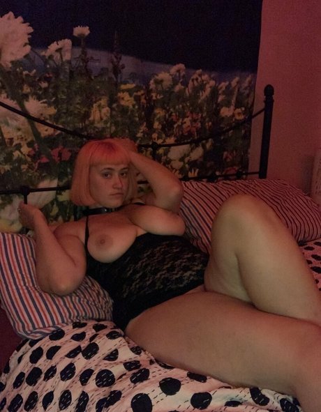 petite wife onlyfans hot nude gallery