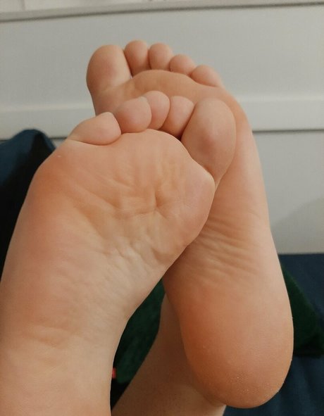 sophiee feet high quality star pic