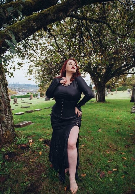 RubyRoxx model adult galleries