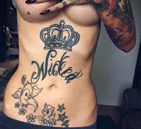 Adriana Indeana Kreckova nude star archive