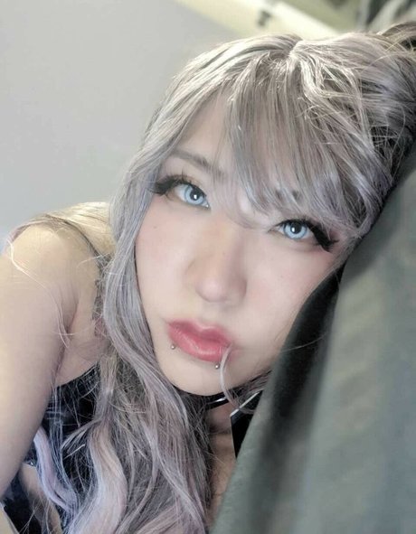 Cloudyninecos pornstar erotic pics
