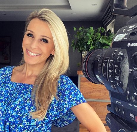 Lara Lewington pornstar xxx image