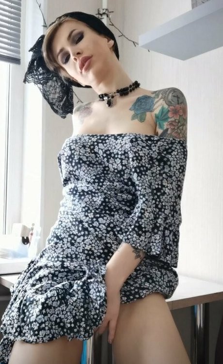 elenahug pornstar pretty archive