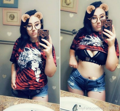 gothickitti model hot photo