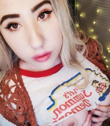 gothickitti pretty actress photo