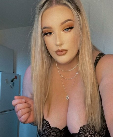 emss x star erotic photos