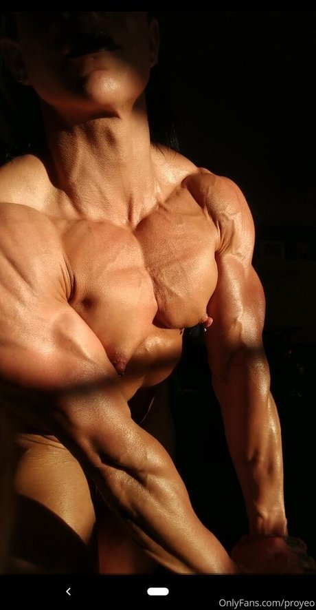 Angela Yeo hot model images