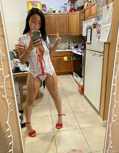 Serving Gaia beautiful star picture