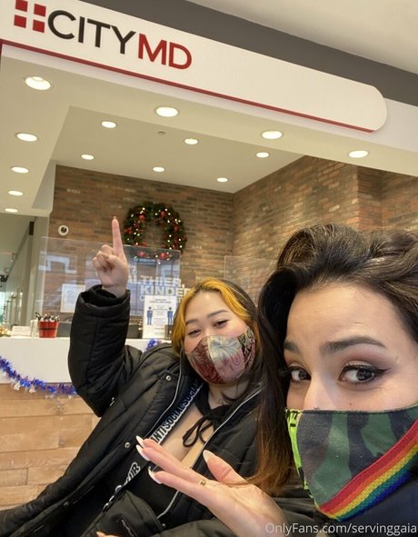 Serving Gaia top star images