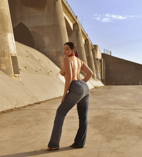 i mays high quality model photo