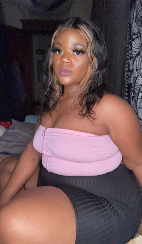 plushd0ll star sexy pic