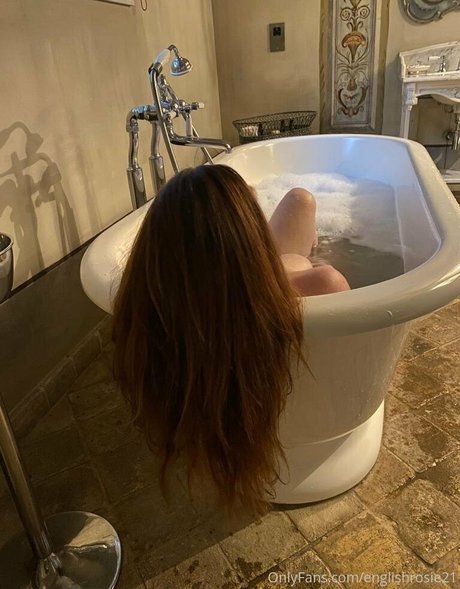 englishrosie21 top model image