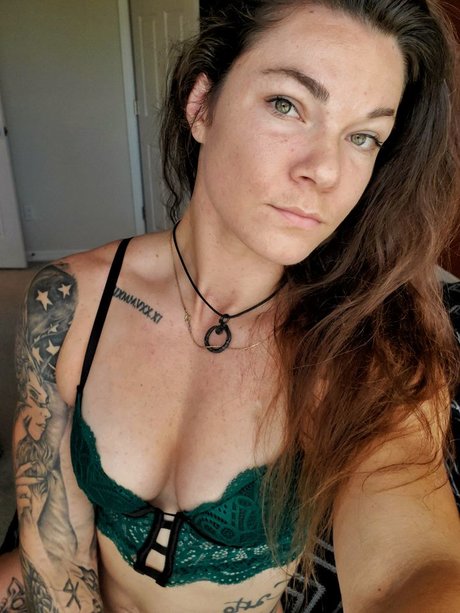 AmericanKat pretty pornstar img