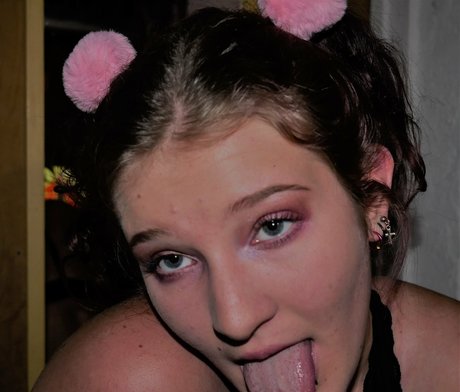 crystalewd0569 naked pornstar pictures