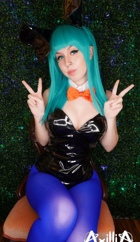 axillia top model photos