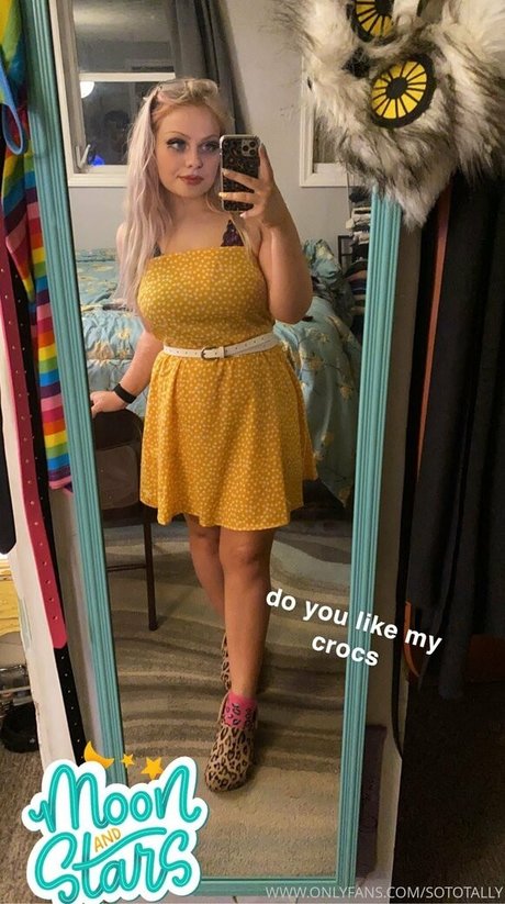 sototally free actress picture