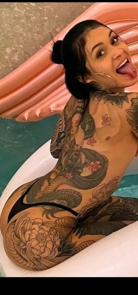 Thayna Crispim sex actress pictures