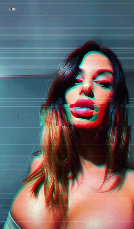 Priscillaspiridis beautiful model photo