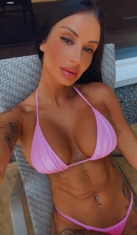 Priscillaspiridis star nude archive