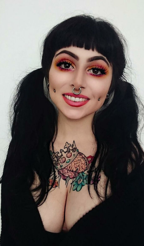 Zainab pornstar exclusive photos