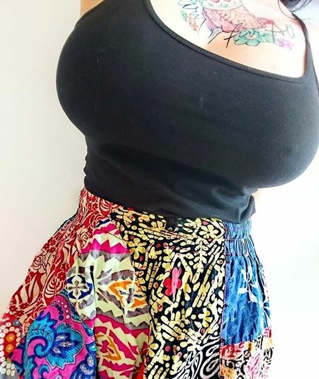 Zainab star high quality picture